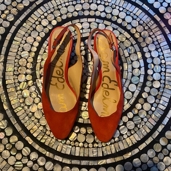 Sam Edelman Red Suede Heel - Picture 3 of 3
